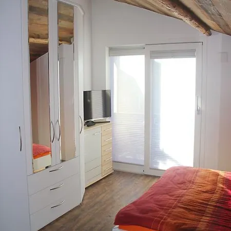 Haus Rosa * צרמט